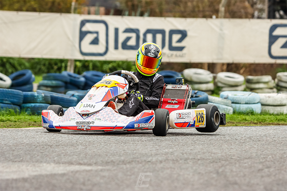 Gorlero Pizarro se Destaca y Gana Subcampeonato en EE.UU