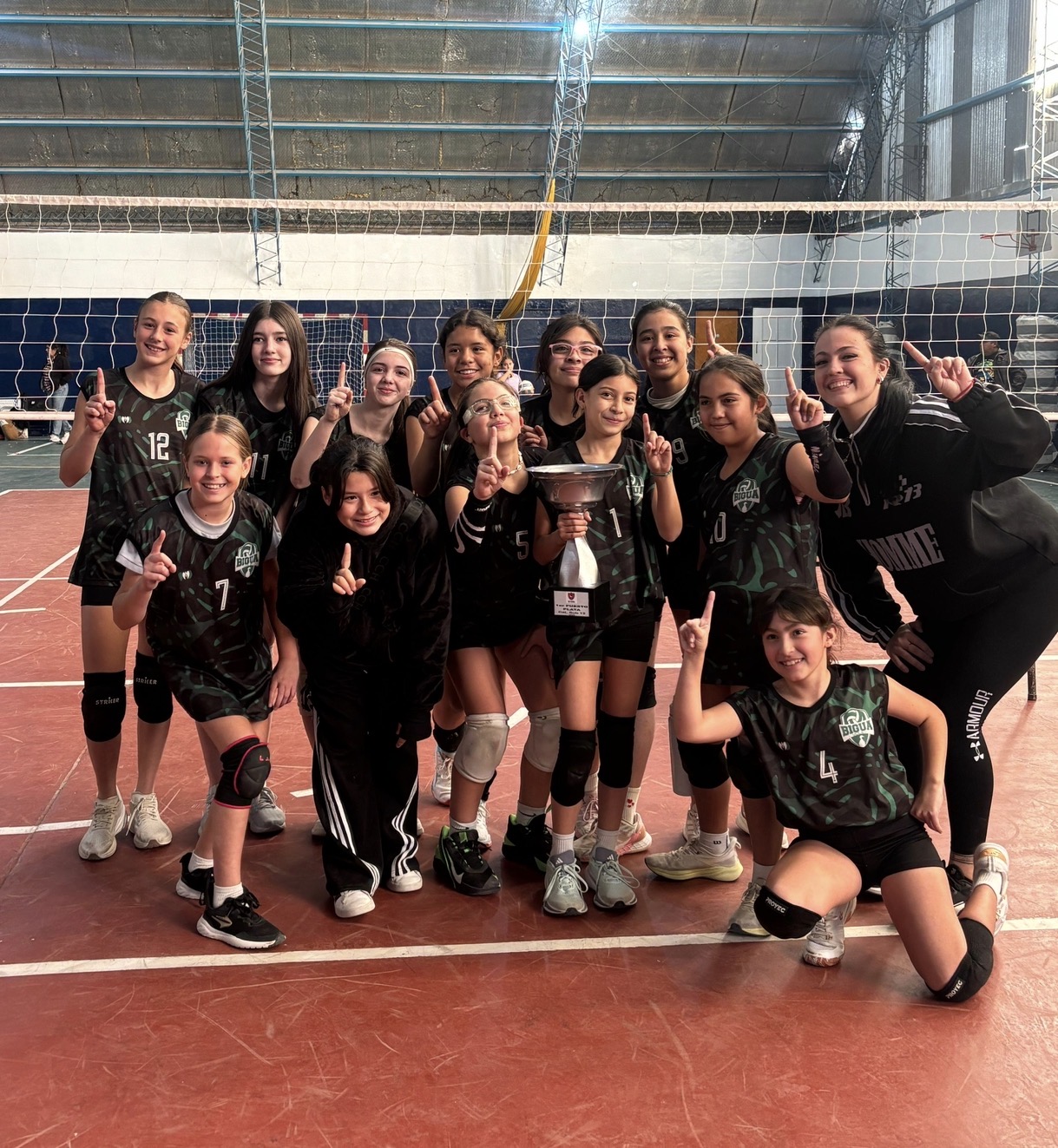 La liga LiPaDe Voley cada vez más emocionante