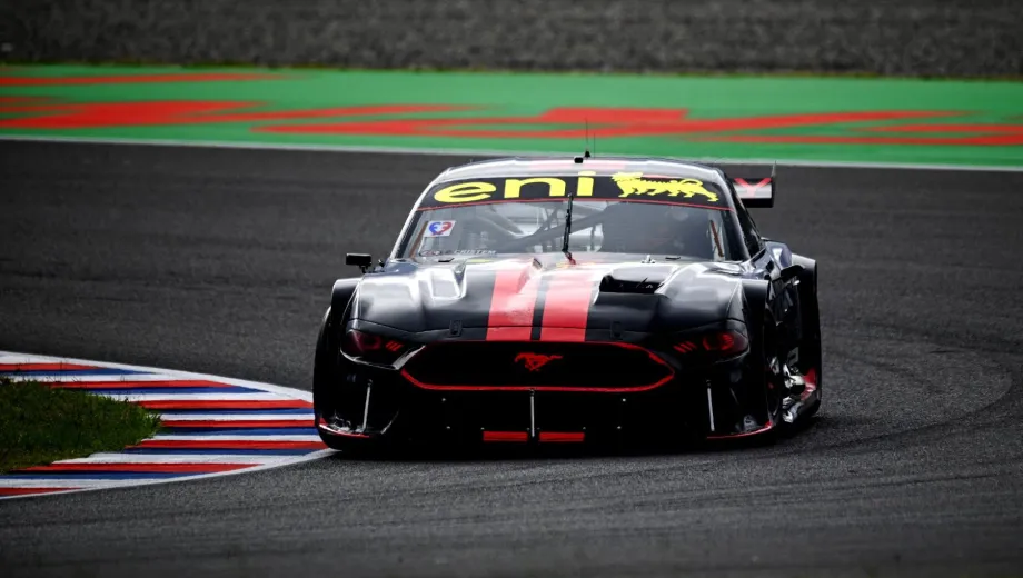 Benjamín Antón hizo historia con su primera victoria en el TC Pista